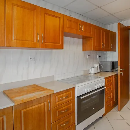 Ferienwohnung Live Surrounded By Gorgeous Green Golf Fields Ra’s al-Chaima Exterior foto